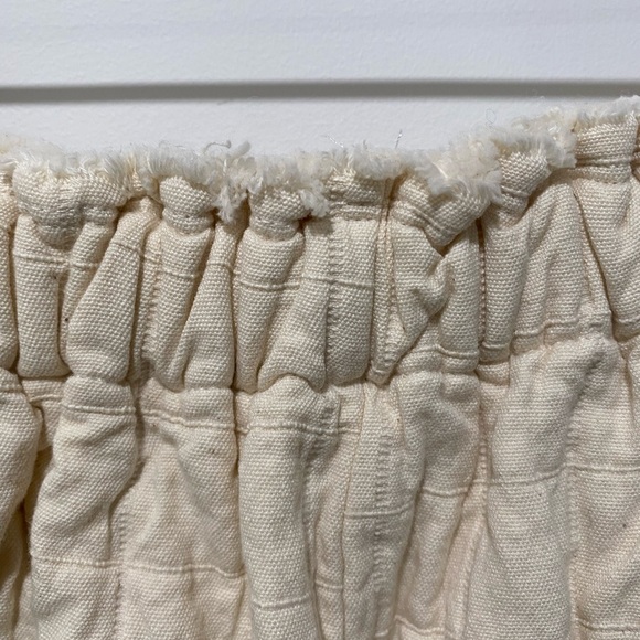 ▫️Little Creative Factory▫️Cream Quilted Knee-Length Shorts - Picture 4 of 5